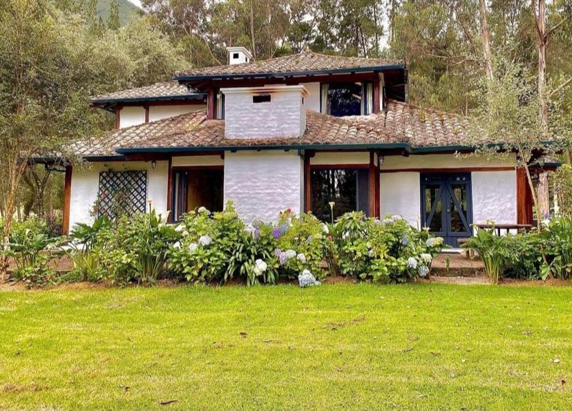 Hacienda San Juan De La Vega Bed and Breakfast Otavalo Εξωτερικό φωτογραφία